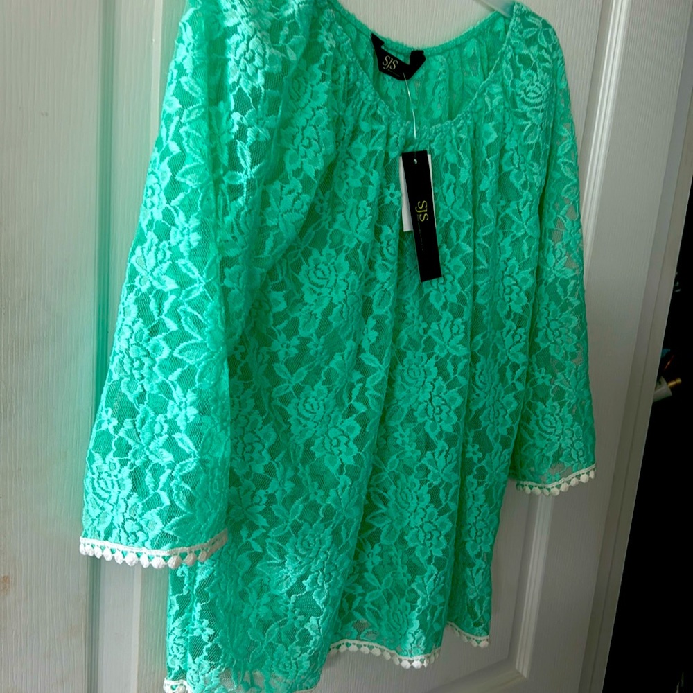 Blouse size small